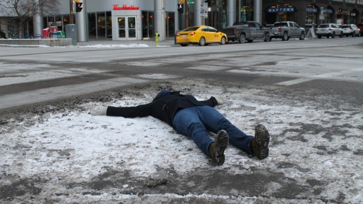 matt-worona-lying-in-a-sneckdown