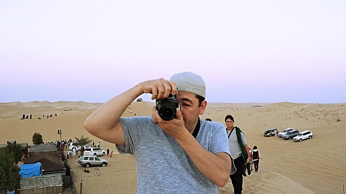 Catching the Photographer - Al Ain Desert